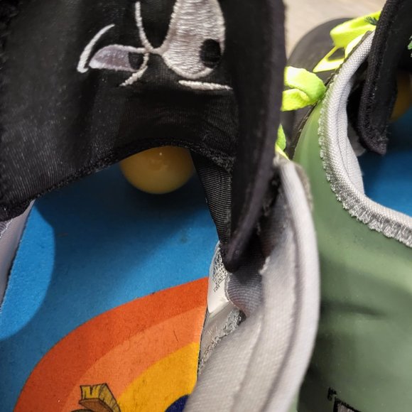 Nike LeBron XVIII 18 Low Space Jam Bugs vs Marvin - Picture 12 of 16